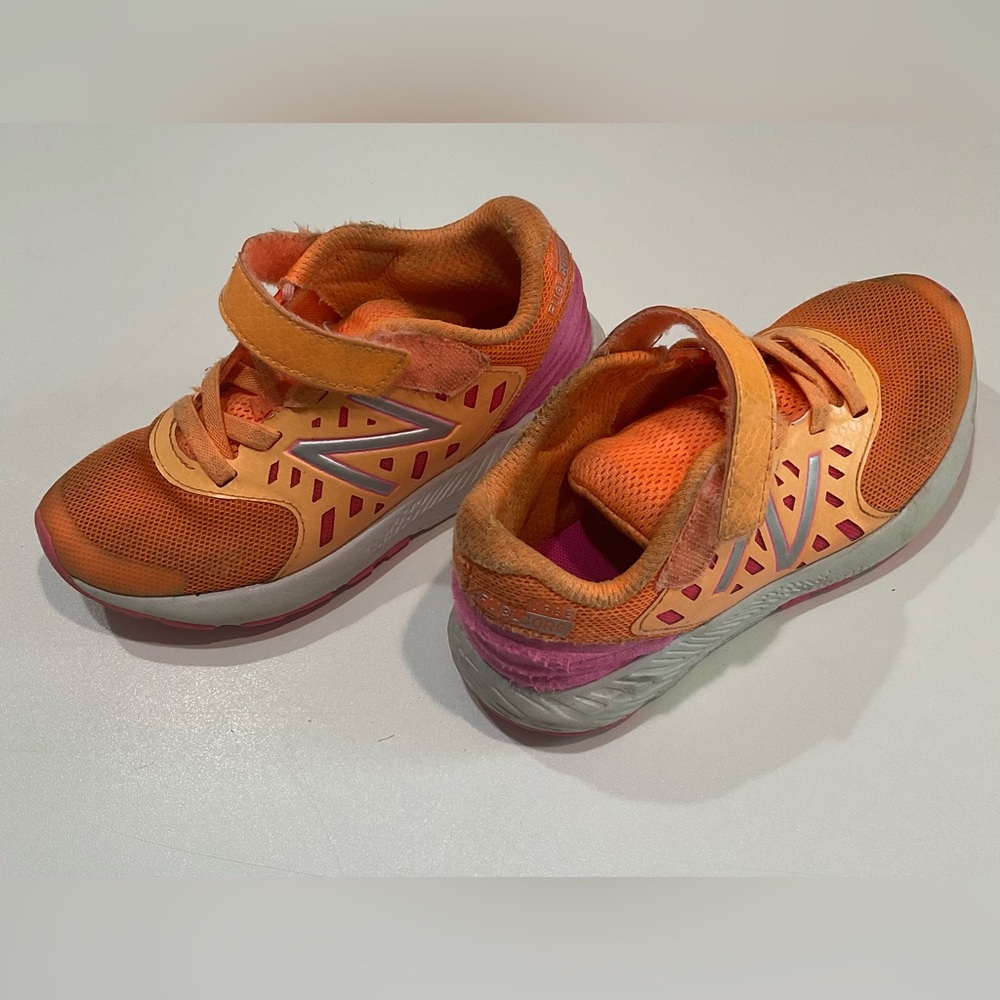 🌱🌱🌱NB Fuel Core Urge Girl’s Lightweight Sneakers, Size 13/ 7.5” foot